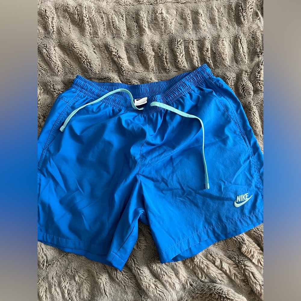 Nike woven shorts 6 inch - blue